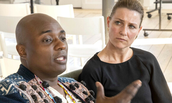 image: Forsvarer kjæresten